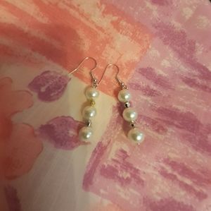 Handmade pearl earrings